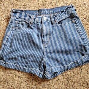Women's Size 4 American Eagle Mom Shorts
